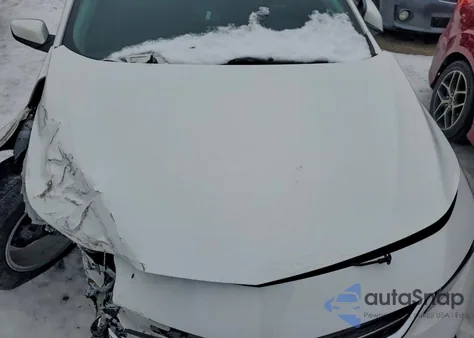 2018 Chevrolet Malibu Lt z USA, uszkodzony, nr VIN 1G1ZD5ST8JF162353